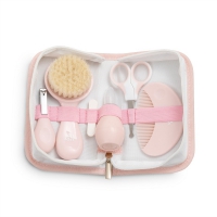 Set toilettas voor de verzorging van de baby roze.